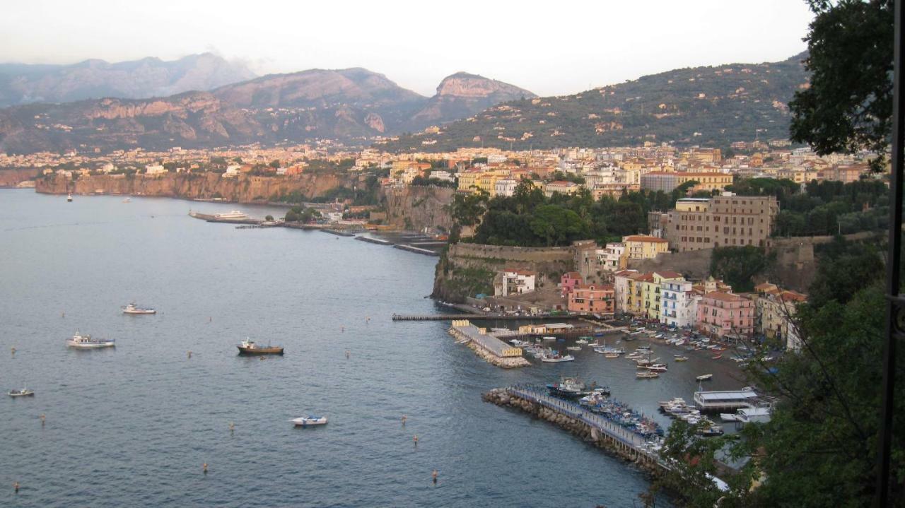 Il Borgo Antico Sorrento Sea View 아파트 외부 사진