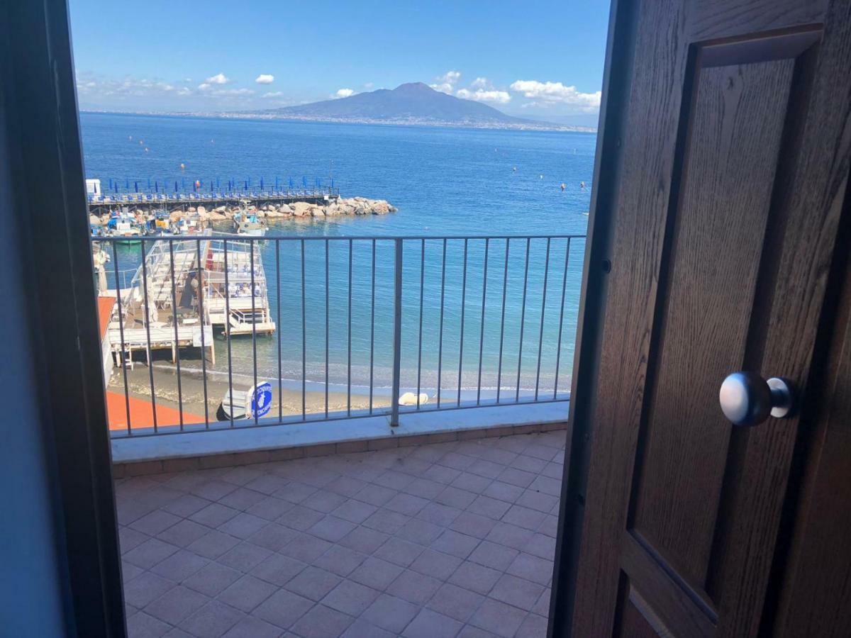 Il Borgo Antico Sorrento Sea View 아파트 외부 사진